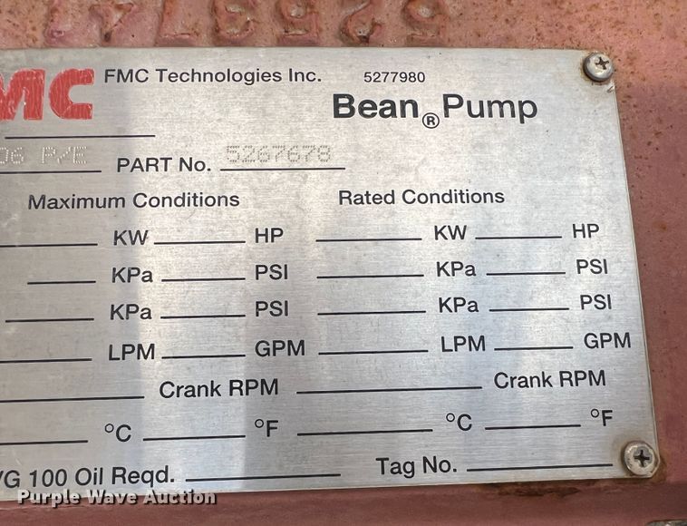 image for item DK7052 2004 Isuzu NQR  sewer jetter truck