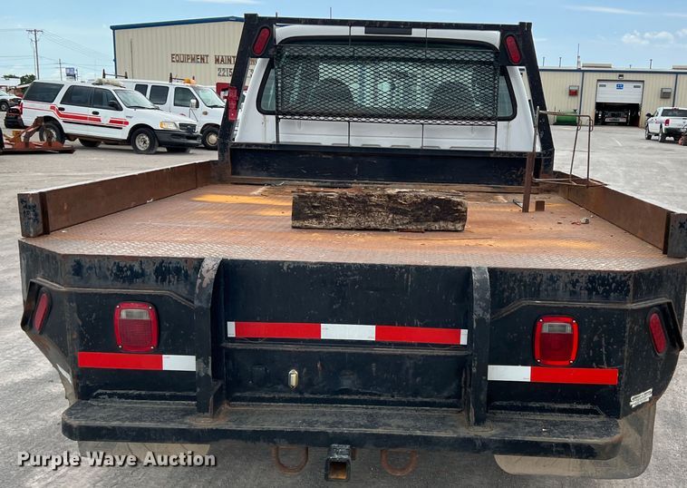 image for item DK7053 2007 Ford F450 Super Duty XL  Crew Cab flatbed truck