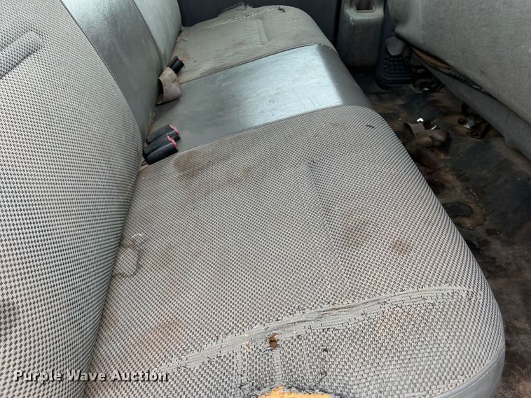 image for item DK7053 2007 Ford F450 Super Duty XL  Crew Cab flatbed truck