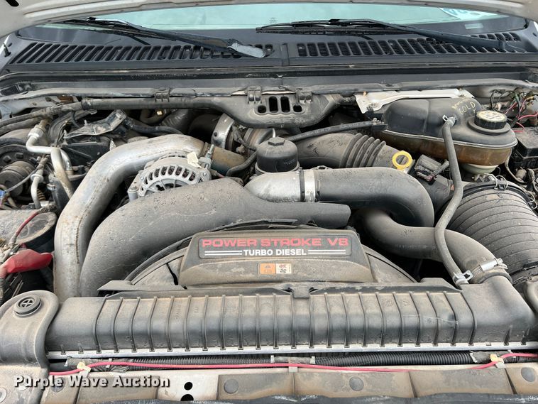 image for item DK7053 2007 Ford F450 Super Duty XL  Crew Cab flatbed truck