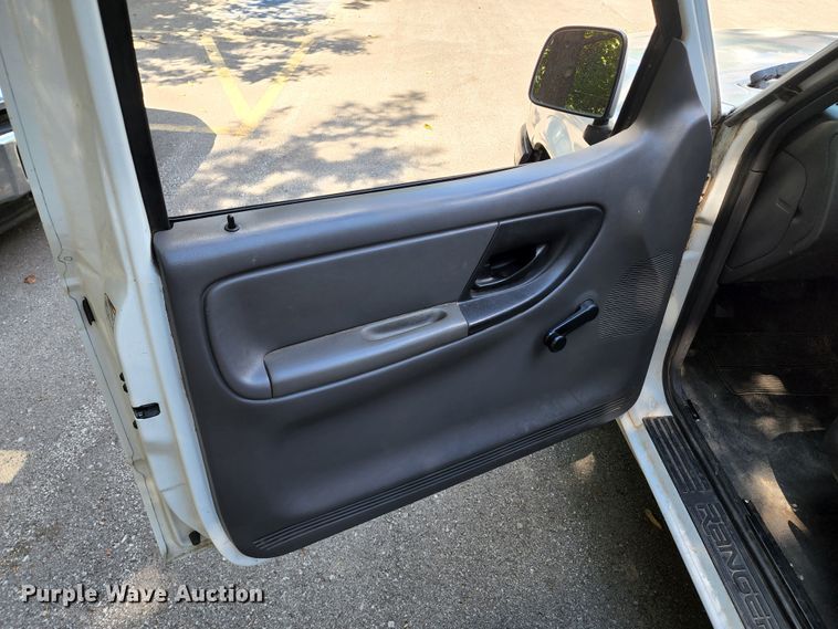 image for item DL6673 2003 Ford Ranger  pickup truck