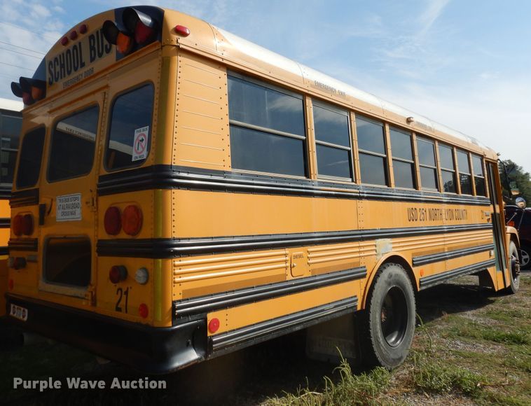 image for item DM3142 2006 Freightliner Thomas  school bus