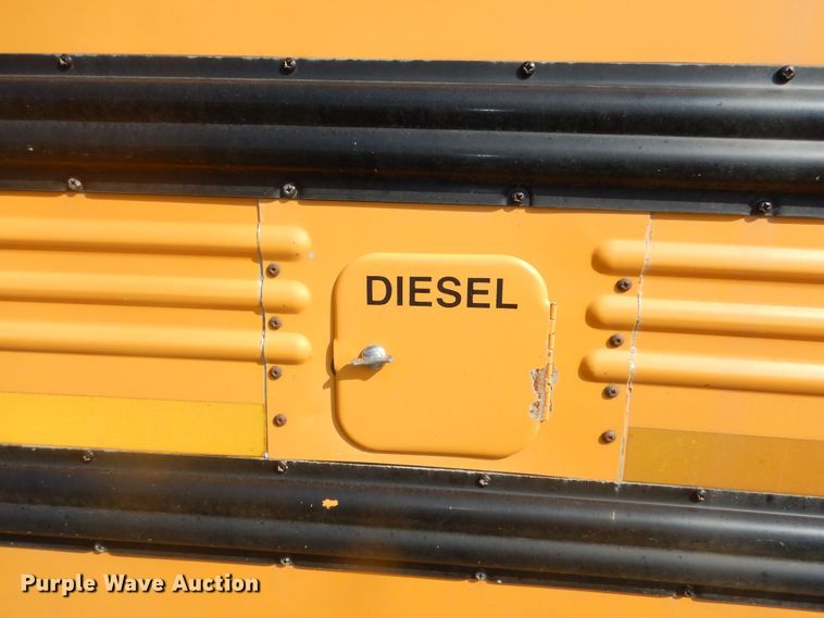 image for item DM3142 2006 Freightliner Thomas  school bus