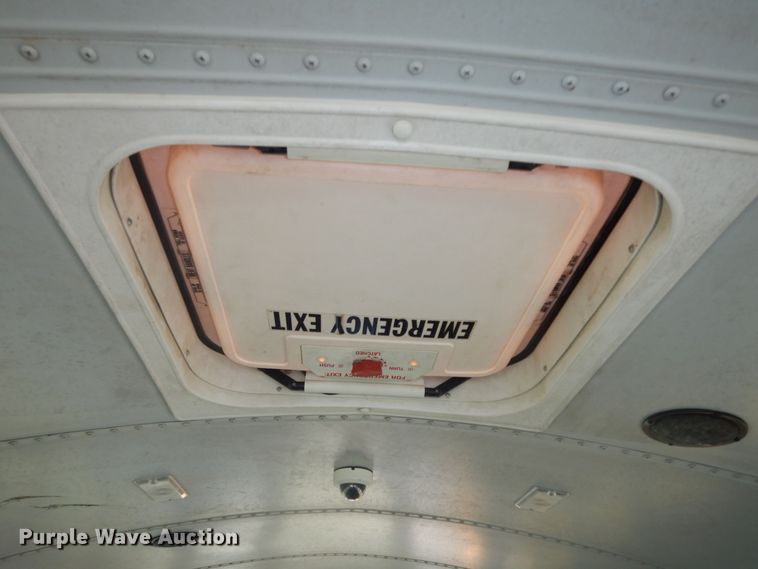 image for item DM3142 2006 Freightliner Thomas  school bus