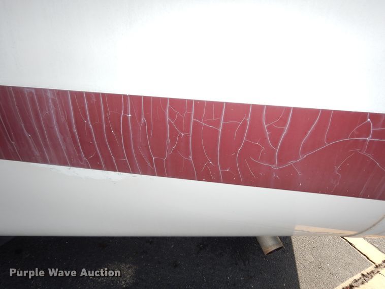 image for item DM3149 2006 Ford E450 Super Duty  shuttle bus