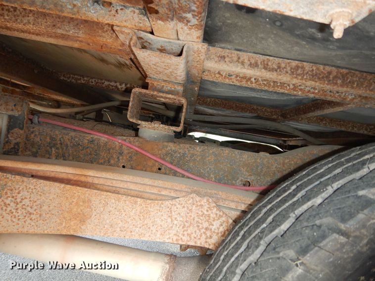 image for item DM3149 2006 Ford E450 Super Duty  shuttle bus