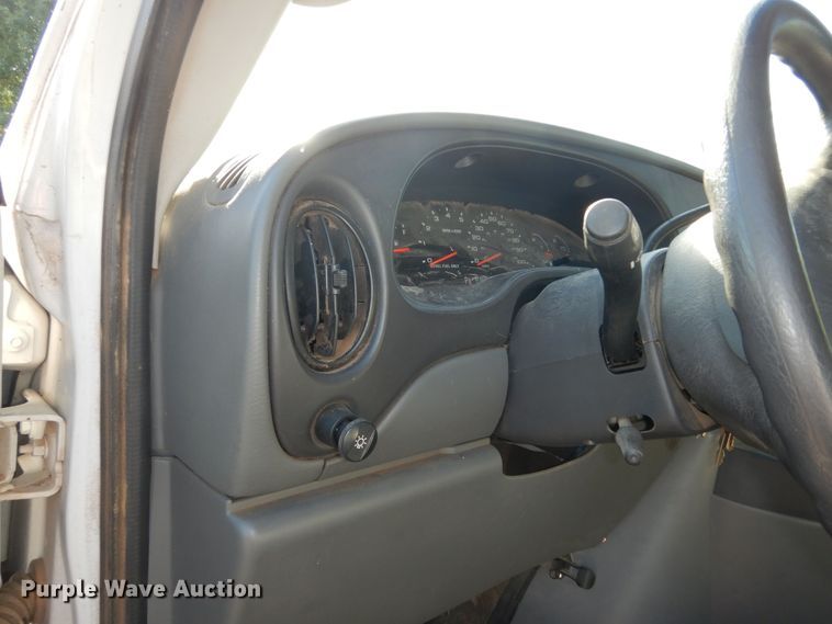 image for item DM3152 2006 Ford E450  office van