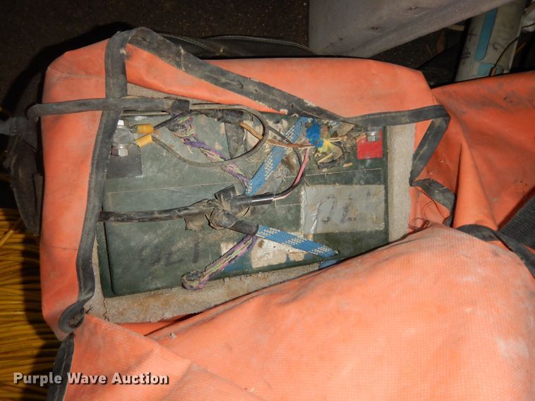 image for item DM3152 2006 Ford E450  office van