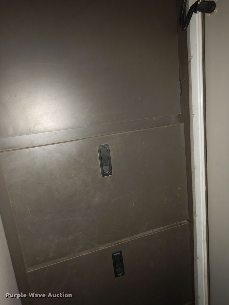 image for item DM3152 2006 Ford E450  office van