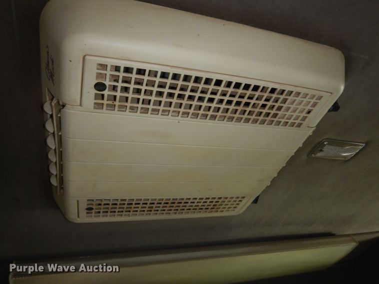 image for item DM3152 2006 Ford E450  office van