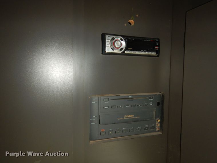 image for item DM3152 2006 Ford E450  office van