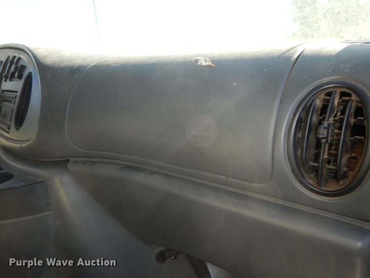 image for item DM3152 2006 Ford E450  office van