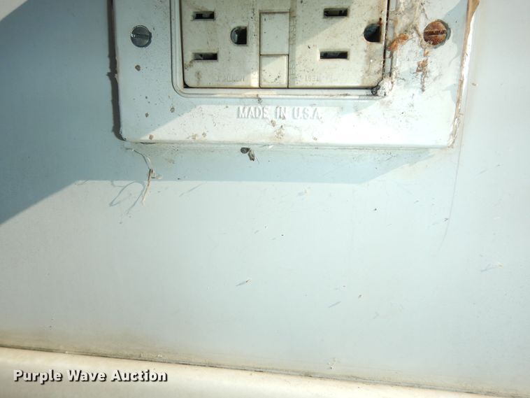 image for item DM3152 2006 Ford E450  office van