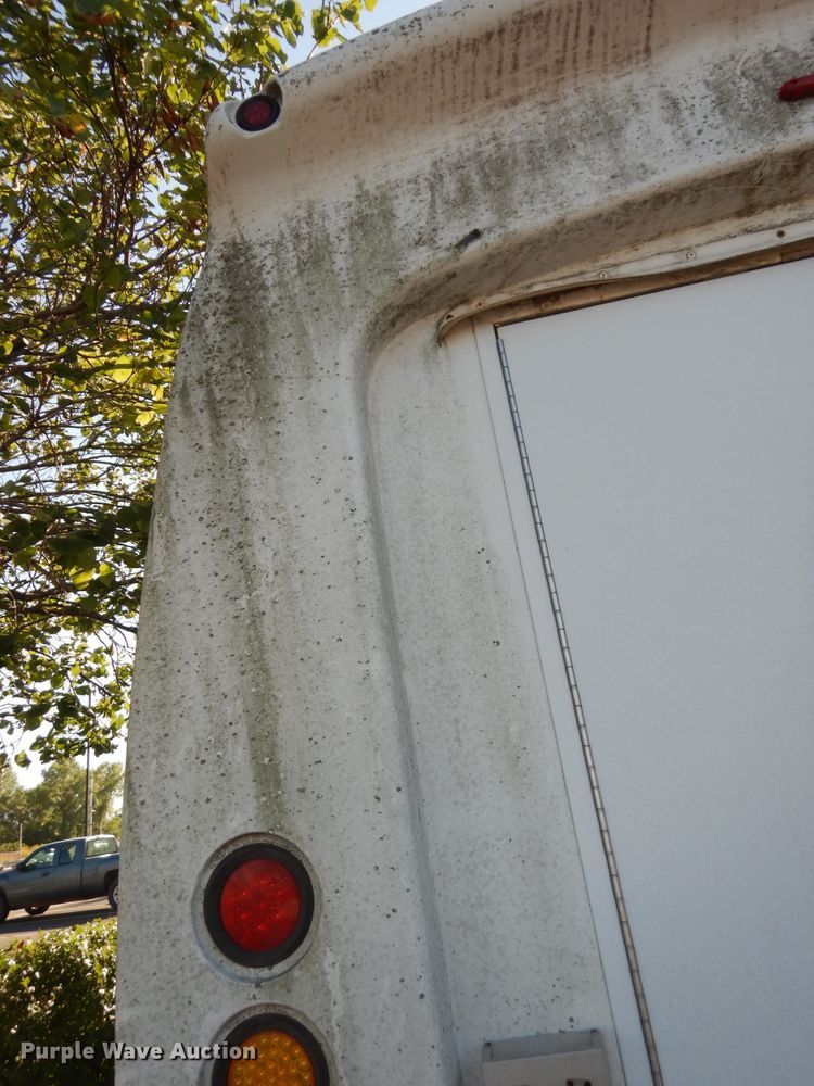 image for item DM3152 2006 Ford E450  office van