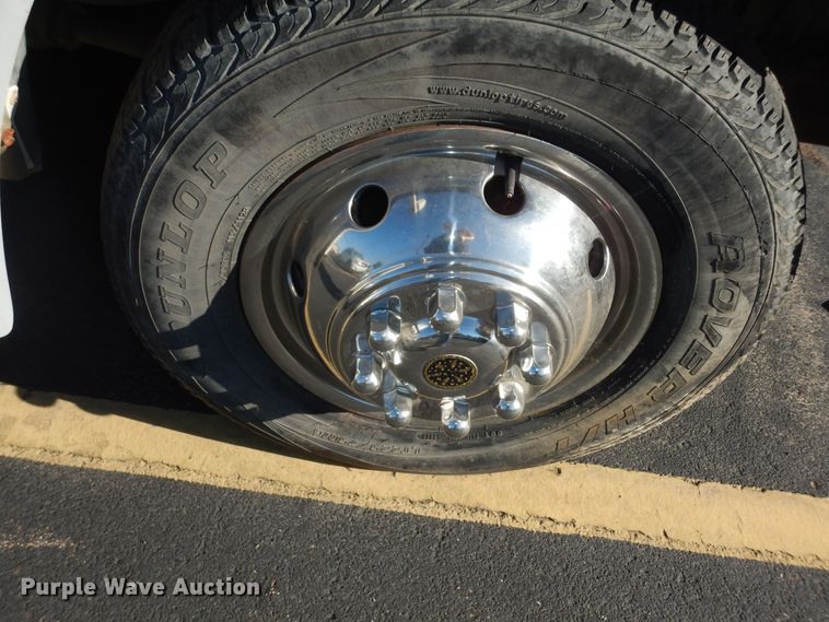 image for item DM3152 2006 Ford E450  office van