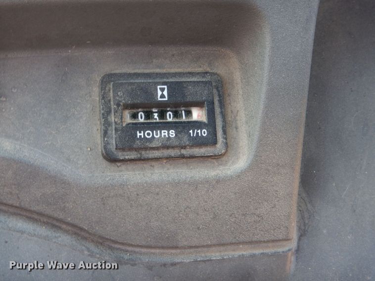 image for item DO1559 2007 Kawasaki Mule 610  utility vehicle