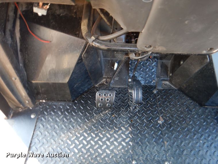 image for item DO1559 2007 Kawasaki Mule 610  utility vehicle