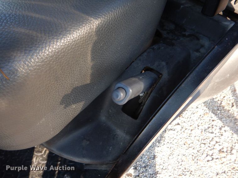 image for item DO1559 2007 Kawasaki Mule 610  utility vehicle