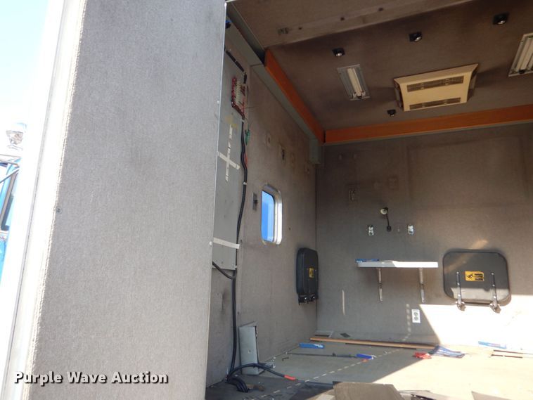 image for item DO1564 2004 Peterbilt 330  satelite broadcasting truck