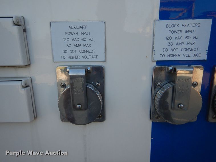 image for item DO1564 2004 Peterbilt 330  satelite broadcasting truck