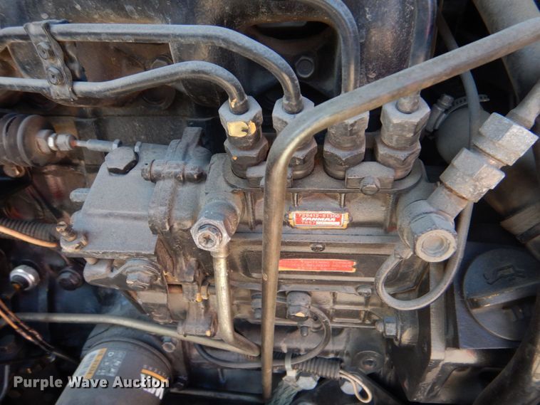 image for item DO1564 2004 Peterbilt 330  satelite broadcasting truck