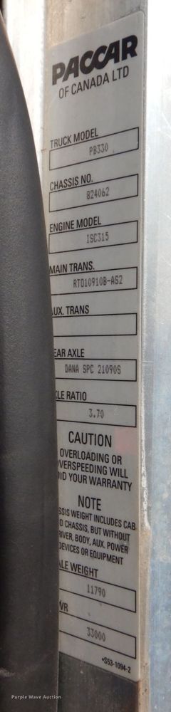 image for item DO1564 2004 Peterbilt 330  satelite broadcasting truck