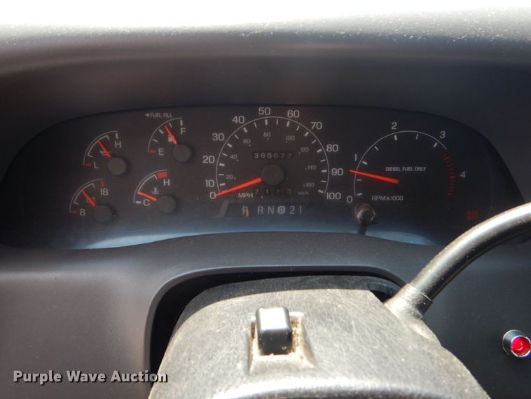 image for item DO1568 2000 Ford F350 Super Duty  ambulance