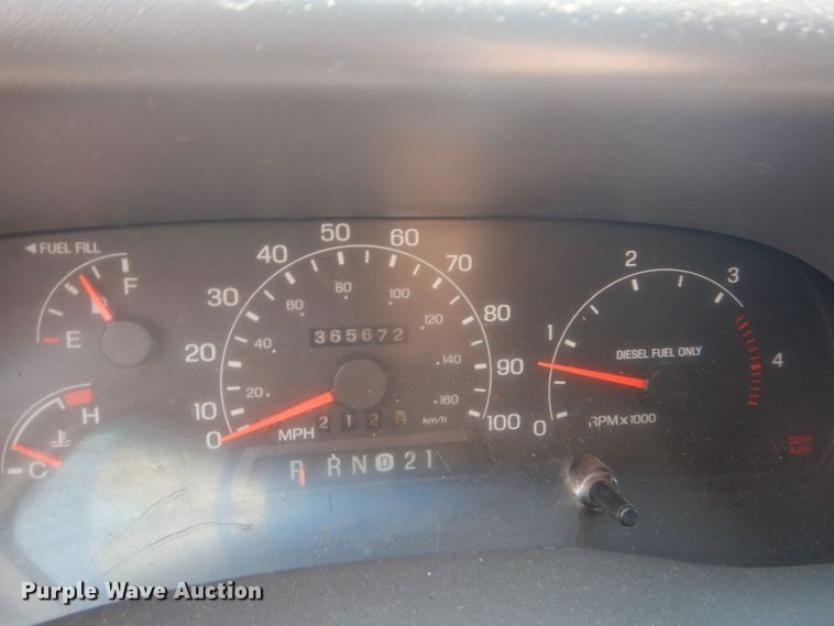 image for item DO1568 2000 Ford F350 Super Duty  ambulance