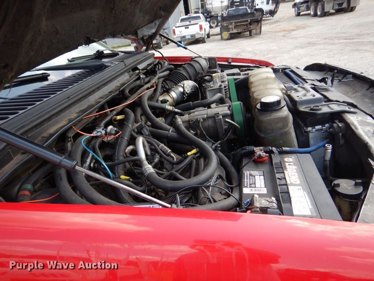 image for item DO1568 2000 Ford F350 Super Duty  ambulance