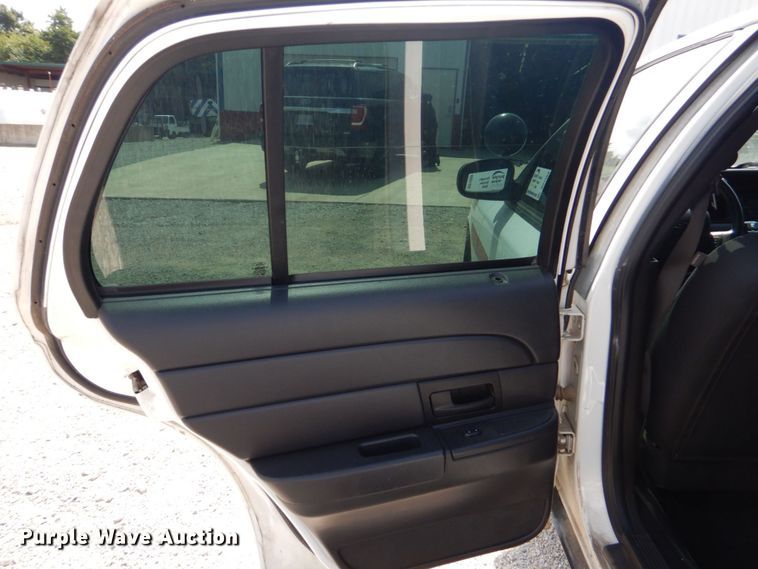 image for item DO1569 2006 Ford Crown Victoria Police Interceptor