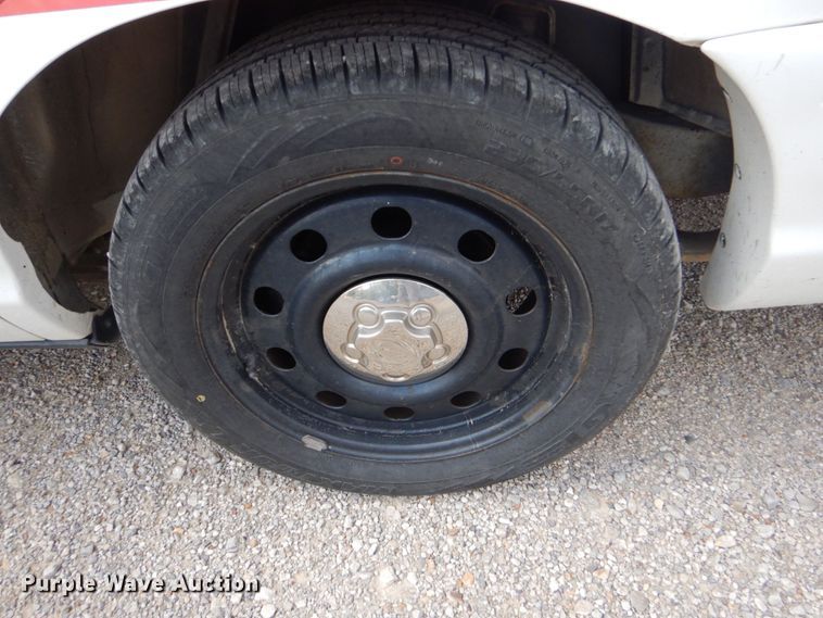 image for item DO1569 2006 Ford Crown Victoria Police Interceptor