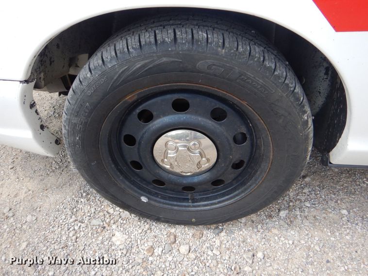 image for item DO1569 2006 Ford Crown Victoria Police Interceptor