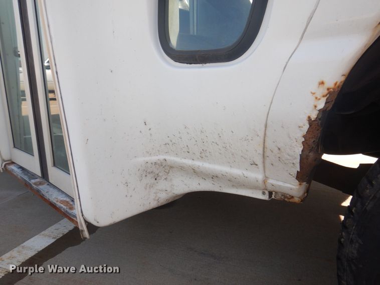 image for item DP0328 2011 Ford E450 Super Duty  shuttle bus