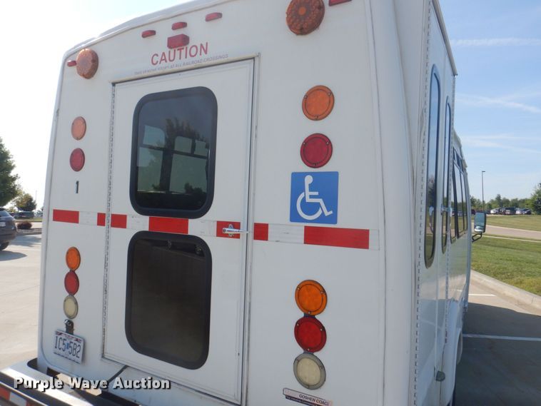 image for item DP0328 2011 Ford E450 Super Duty  shuttle bus