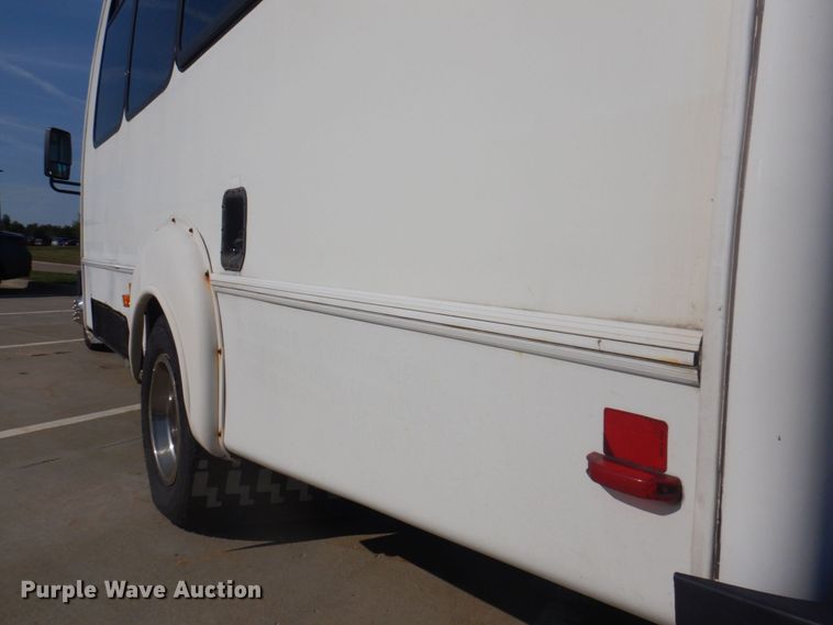 image for item DP0328 2011 Ford E450 Super Duty  shuttle bus