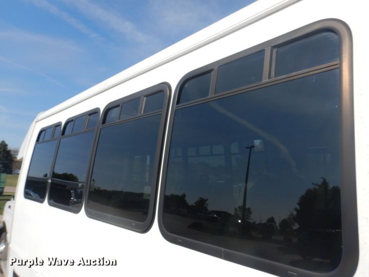 image for item DP0328 2011 Ford E450 Super Duty  shuttle bus