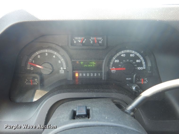 image for item DP0328 2011 Ford E450 Super Duty  shuttle bus