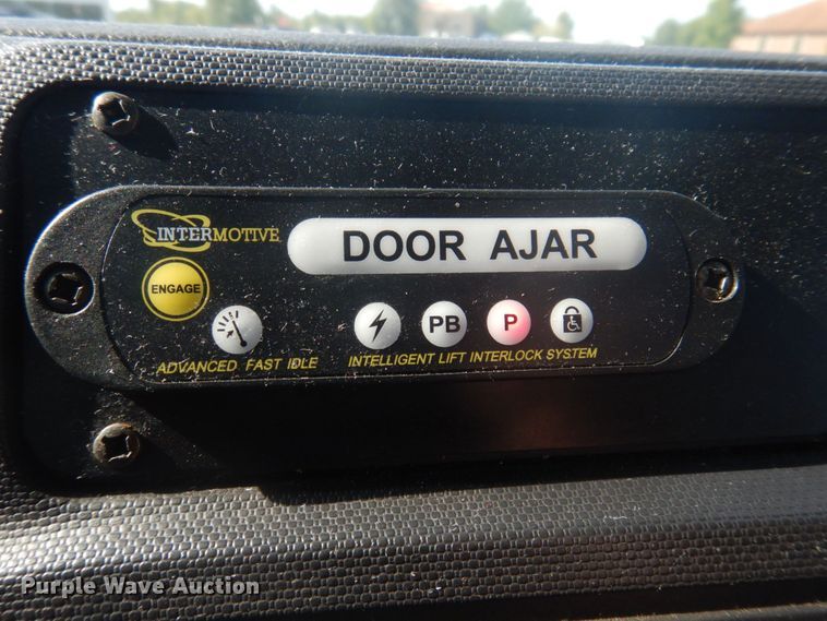 image for item DP0328 2011 Ford E450 Super Duty  shuttle bus