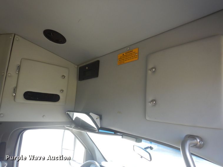 image for item DP0328 2011 Ford E450 Super Duty  shuttle bus
