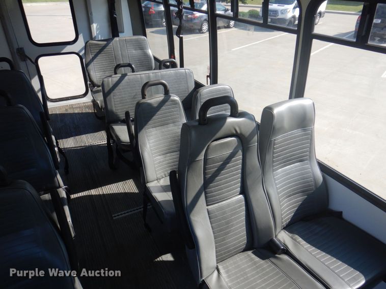 image for item DP0328 2011 Ford E450 Super Duty  shuttle bus