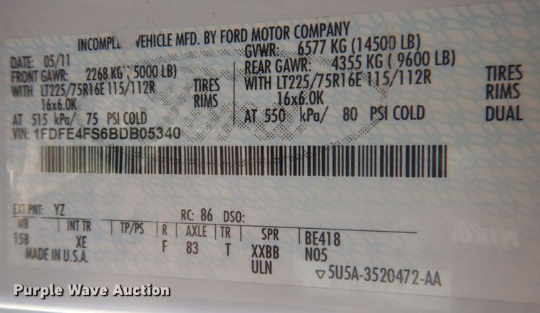 image for item DP0328 2011 Ford E450 Super Duty  shuttle bus