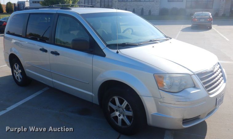 image for item DP0330 2008 Chrysler Town & Country LX  van