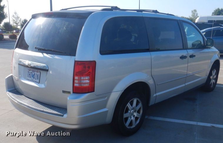 image for item DP0330 2008 Chrysler Town & Country LX  van