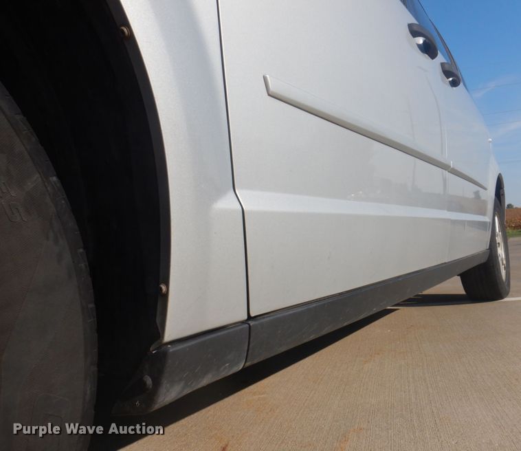 image for item DP0330 2008 Chrysler Town & Country LX  van