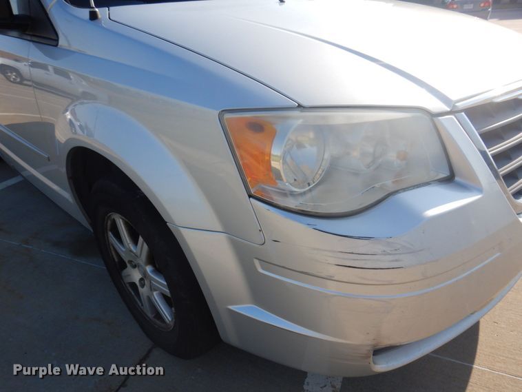 image for item DP0330 2008 Chrysler Town & Country LX  van