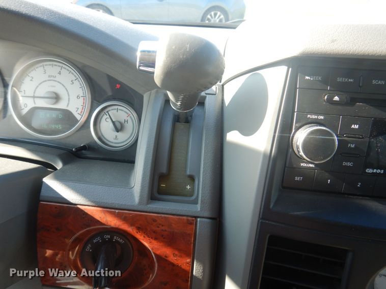 image for item DP0330 2008 Chrysler Town & Country LX  van