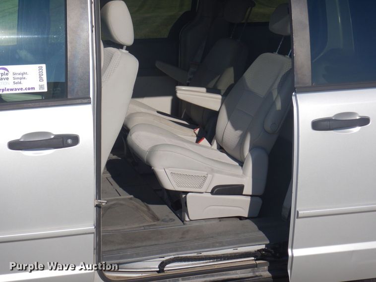 image for item DP0330 2008 Chrysler Town & Country LX  van