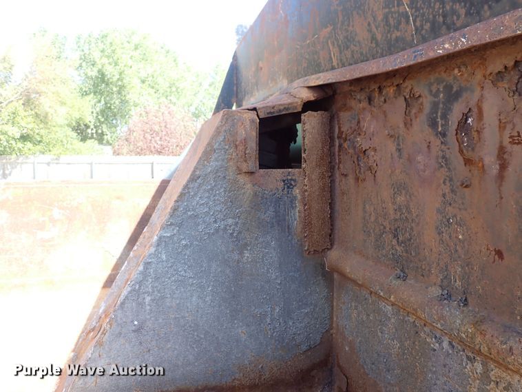 image for item DQ2911 2001 Sterling Acterra  dump truck