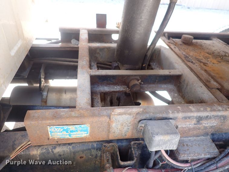 image for item DQ2911 2001 Sterling Acterra  dump truck