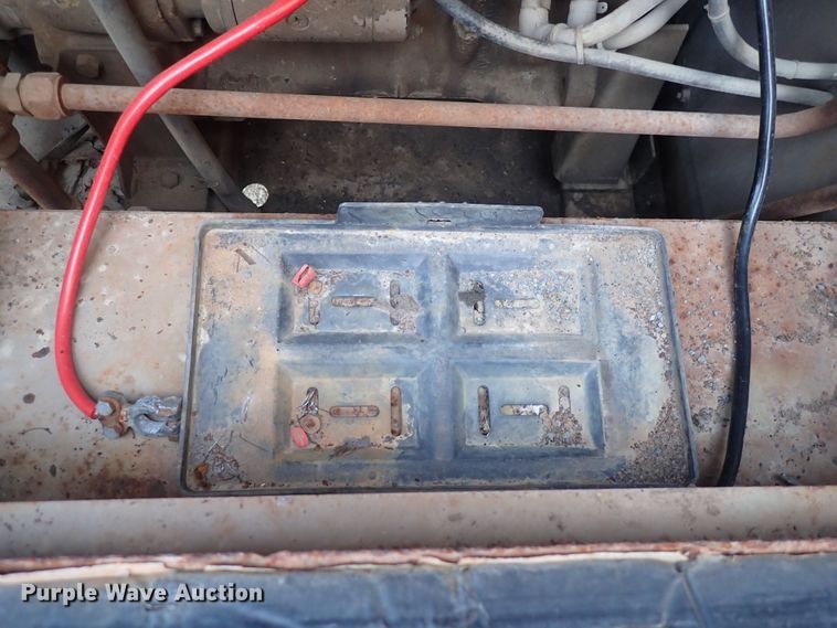 image for item DQ2912 1991 Leroi 125  air compressor